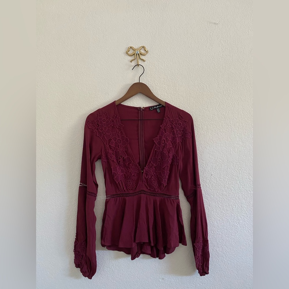 For Love & Lemons Luana Lace Peplum Blouse Burgundy Red V-Neck Long Sleeve XS